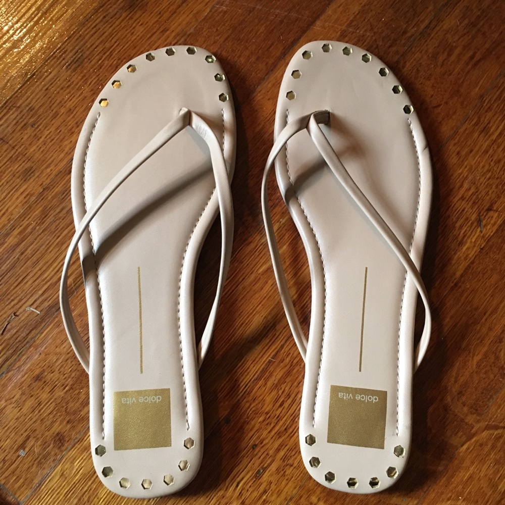 Dolce Vita Leather Flip Flop - Tan and Gold 9